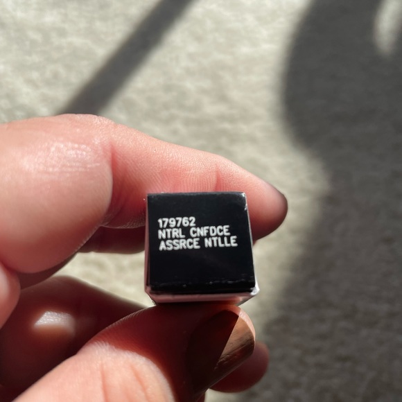 Lot-of-SIX-NIB Mary Kay Heart Shaped Click Up Lipsticks in Natural Confidence - Picture 7 of 11